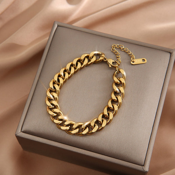 Bea Cuban Bracelet